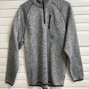 Mens XXL Lee pullover style sweater.